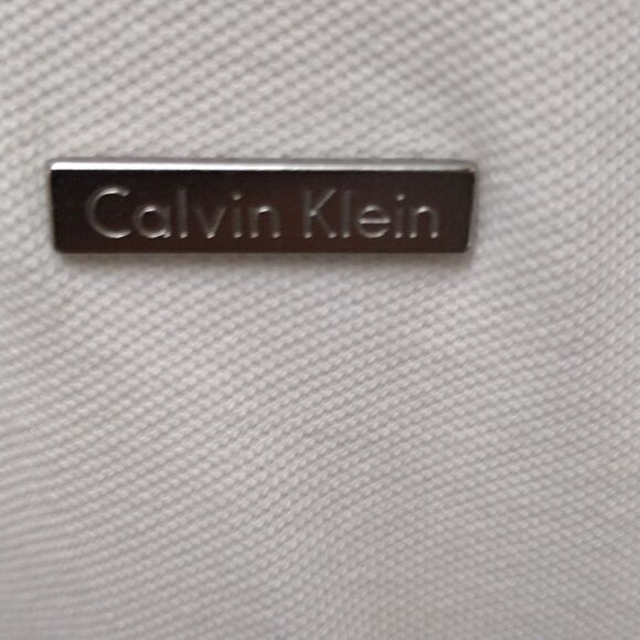 Calvin Klein top - Picture 2 of 4